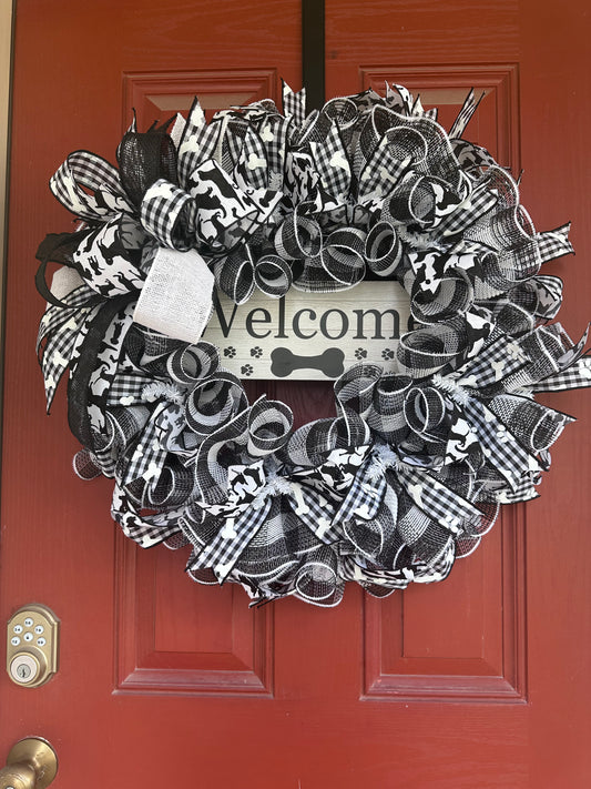 Welcome dog bone wreath